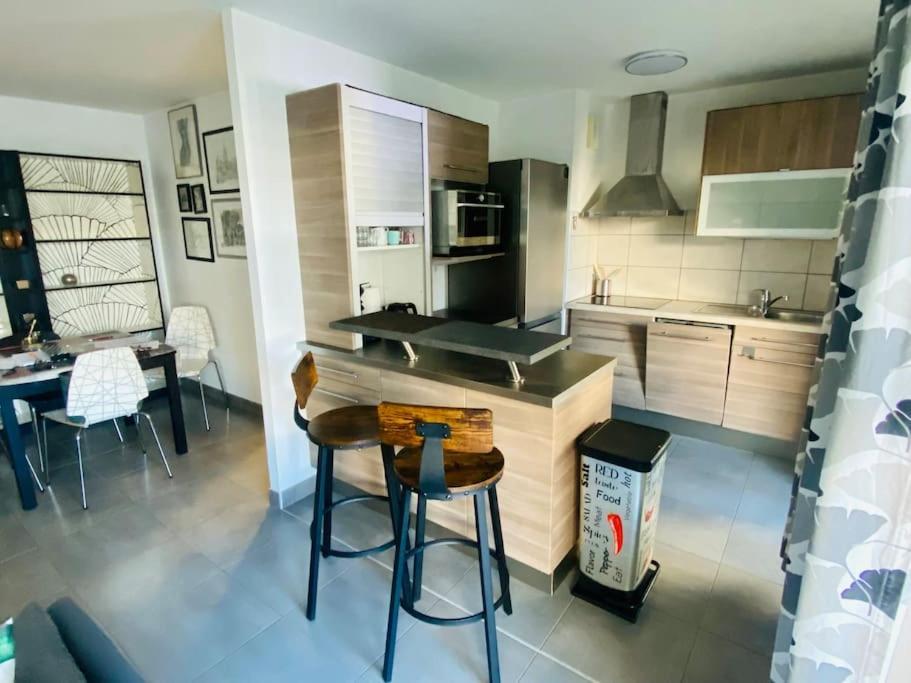 Le Standing Parking Wifi Metz Un-Sejour-A-Part Apartment Exterior foto